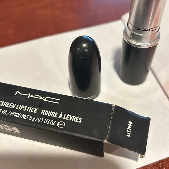 Mac Modesty lipstick with box - Picture 3 of 4
